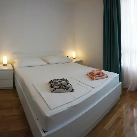 Ciao! Luxury *